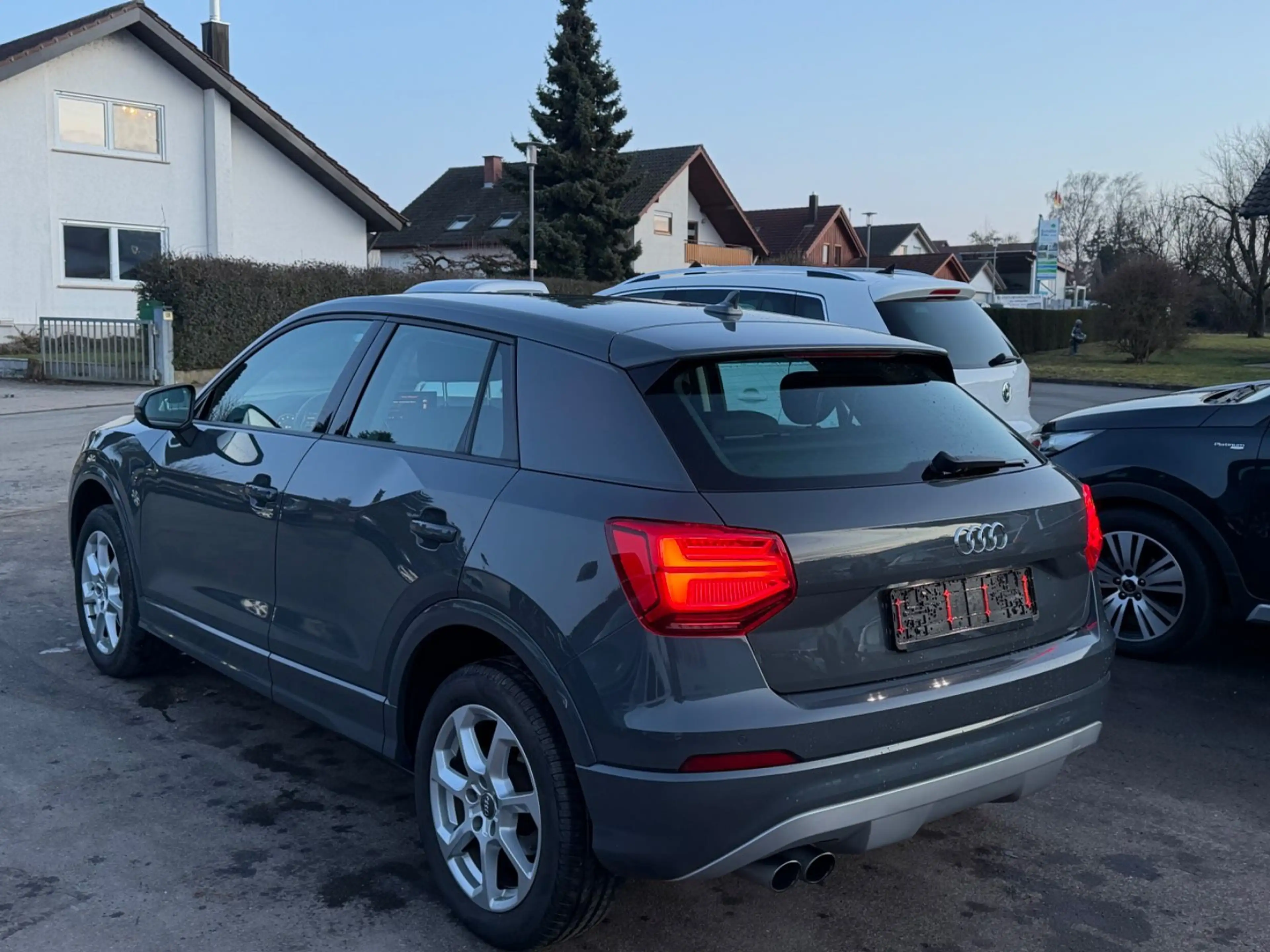 Audi Q2 design*NEU*TÜV*Automatik*150PS*NAVI* — photo 7