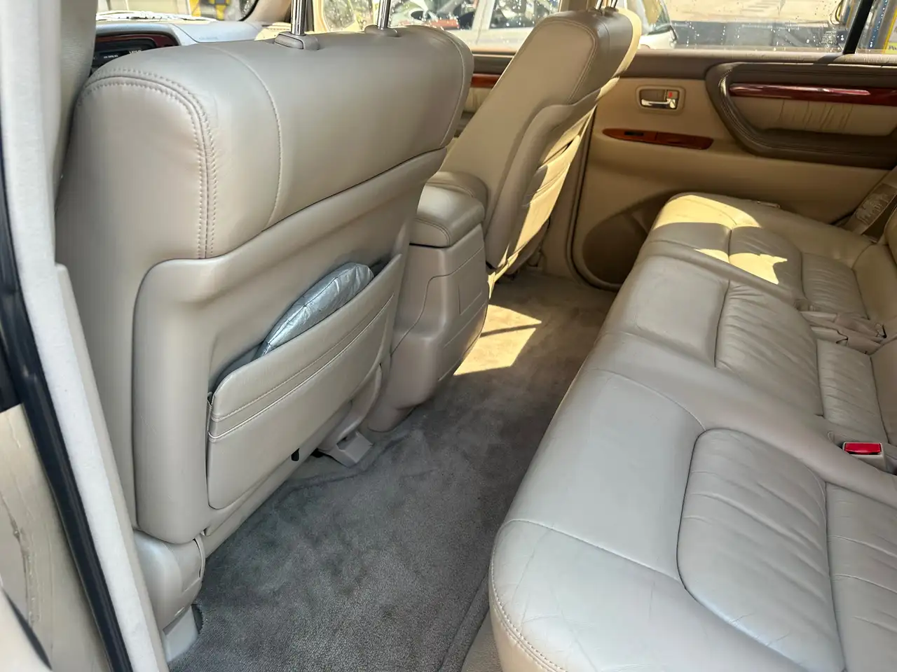Lexus LX 470 SUV, foto 4