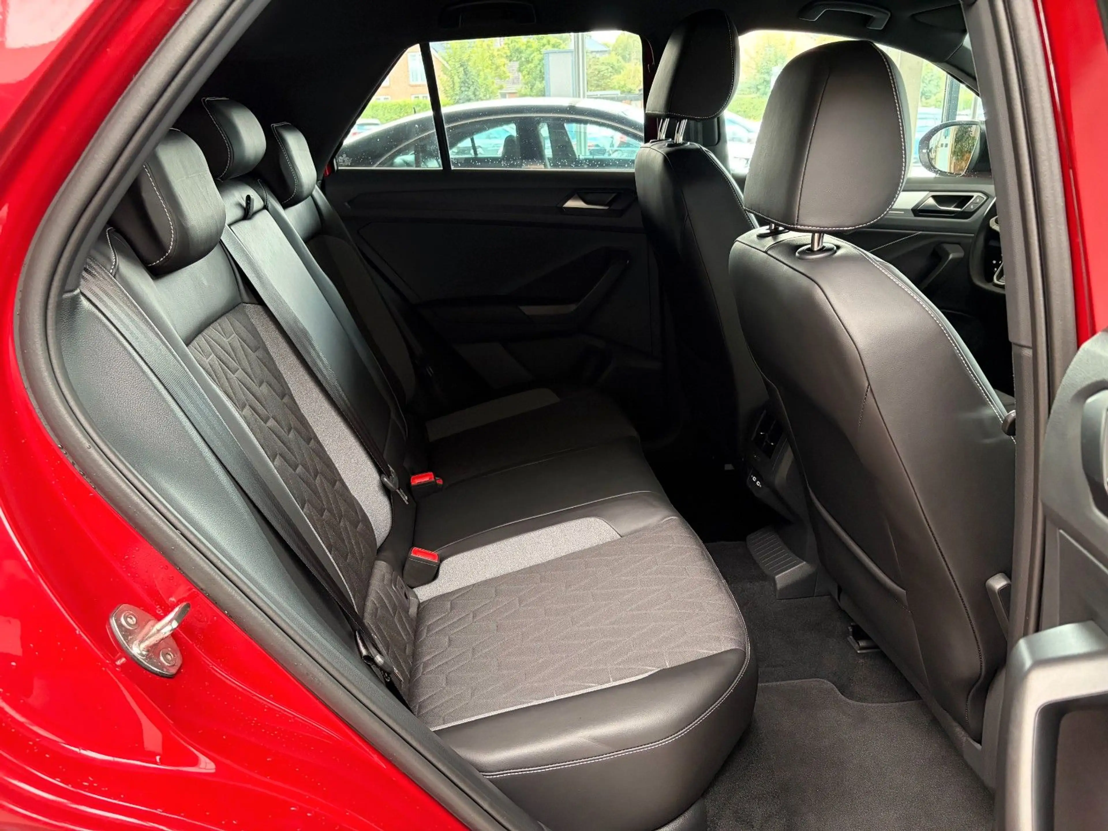 Volkswagen T-Roc 1.0 TSI Goal/AHK/KAMERA/ACC/LED/NAVI/SHZ — photo 10