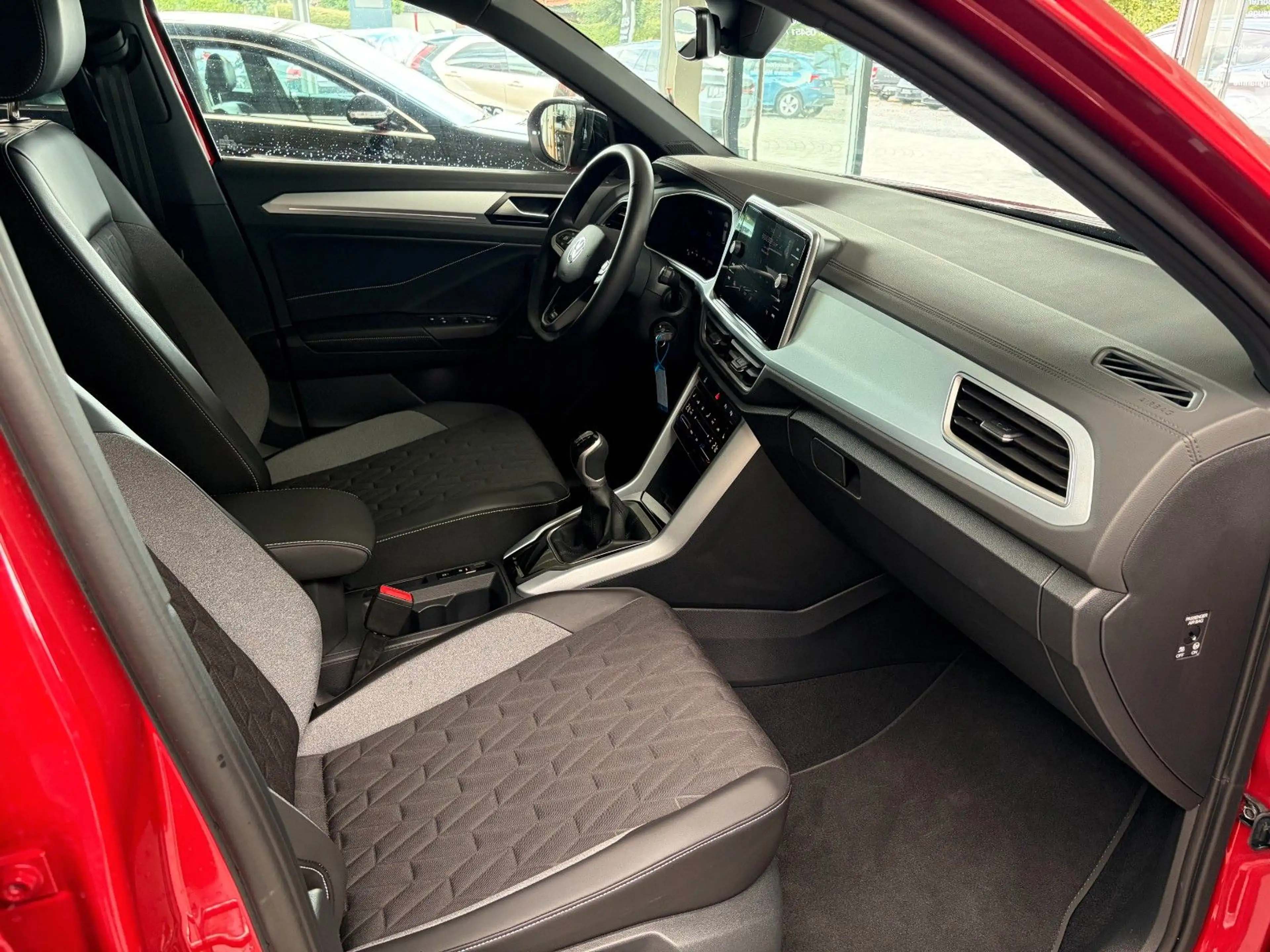 Volkswagen T-Roc 1.0 TSI Goal/AHK/KAMERA/ACC/LED/NAVI/SHZ — photo 11