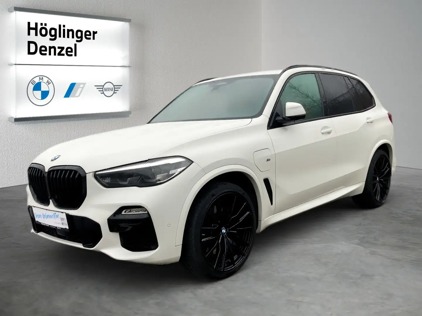 BMW X5 xDrive45e Weiß - 2