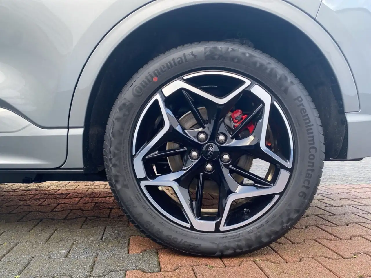 Ford Kuga Plug-In Hybrid ST-Line X HUD Navi Digitales Cockpi 6