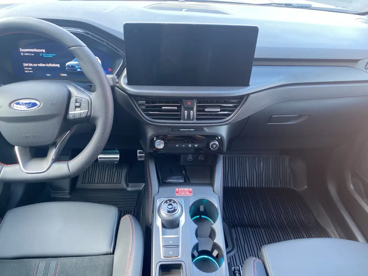 Ford Kuga Plug-In Hybrid ST-Line X HUD Navi Digitales Cockpi 10