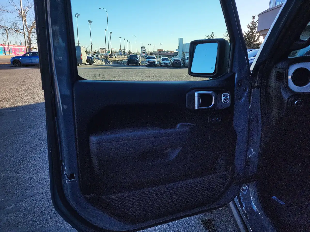 Jeep Gladiator снимка Jeep Gladiator