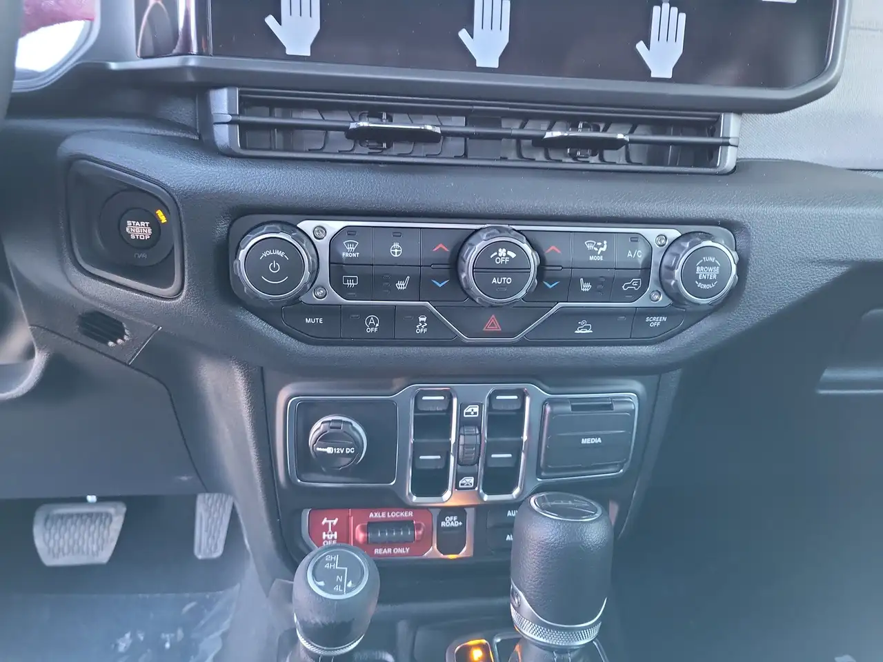 Jeep Gladiator снимка Jeep Gladiator