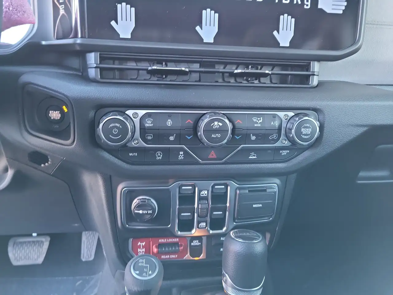 Jeep Gladiator снимка Jeep Gladiator