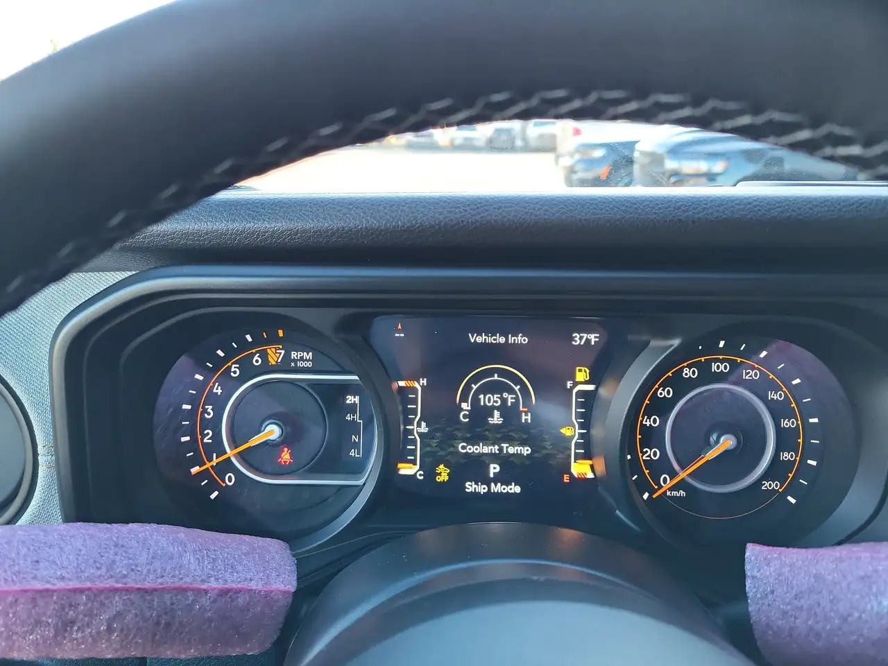 Jeep Gladiator снимка Jeep Gladiator
