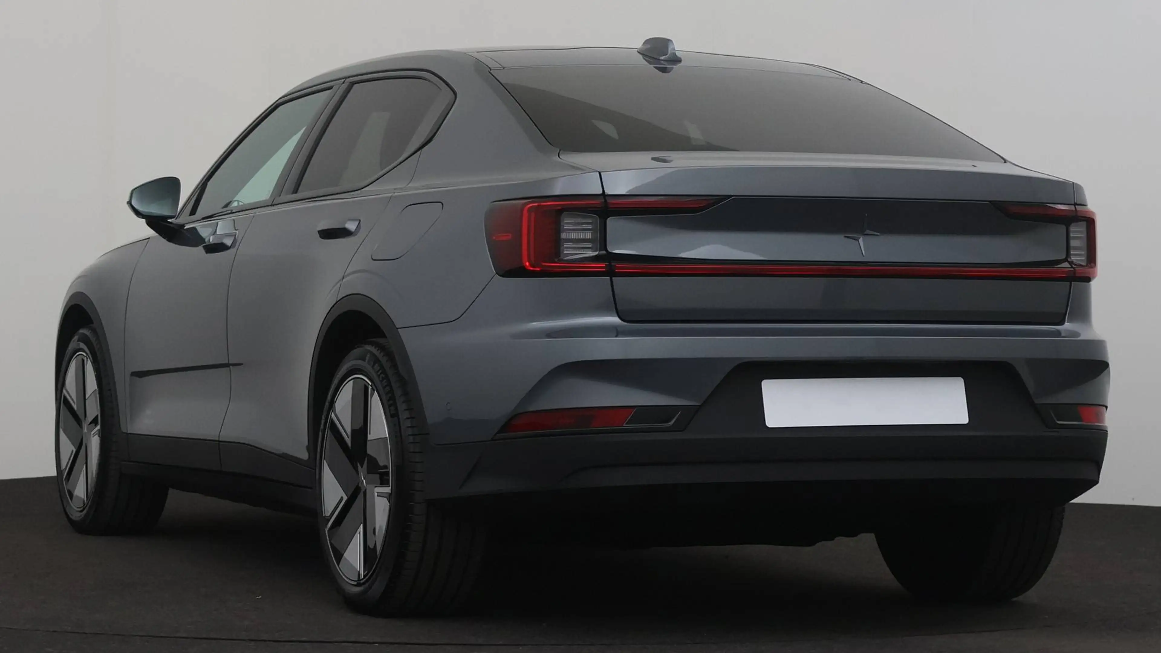 Polestar 2 82 kWh Long Range Single Motor MY26 Prime — photo 3