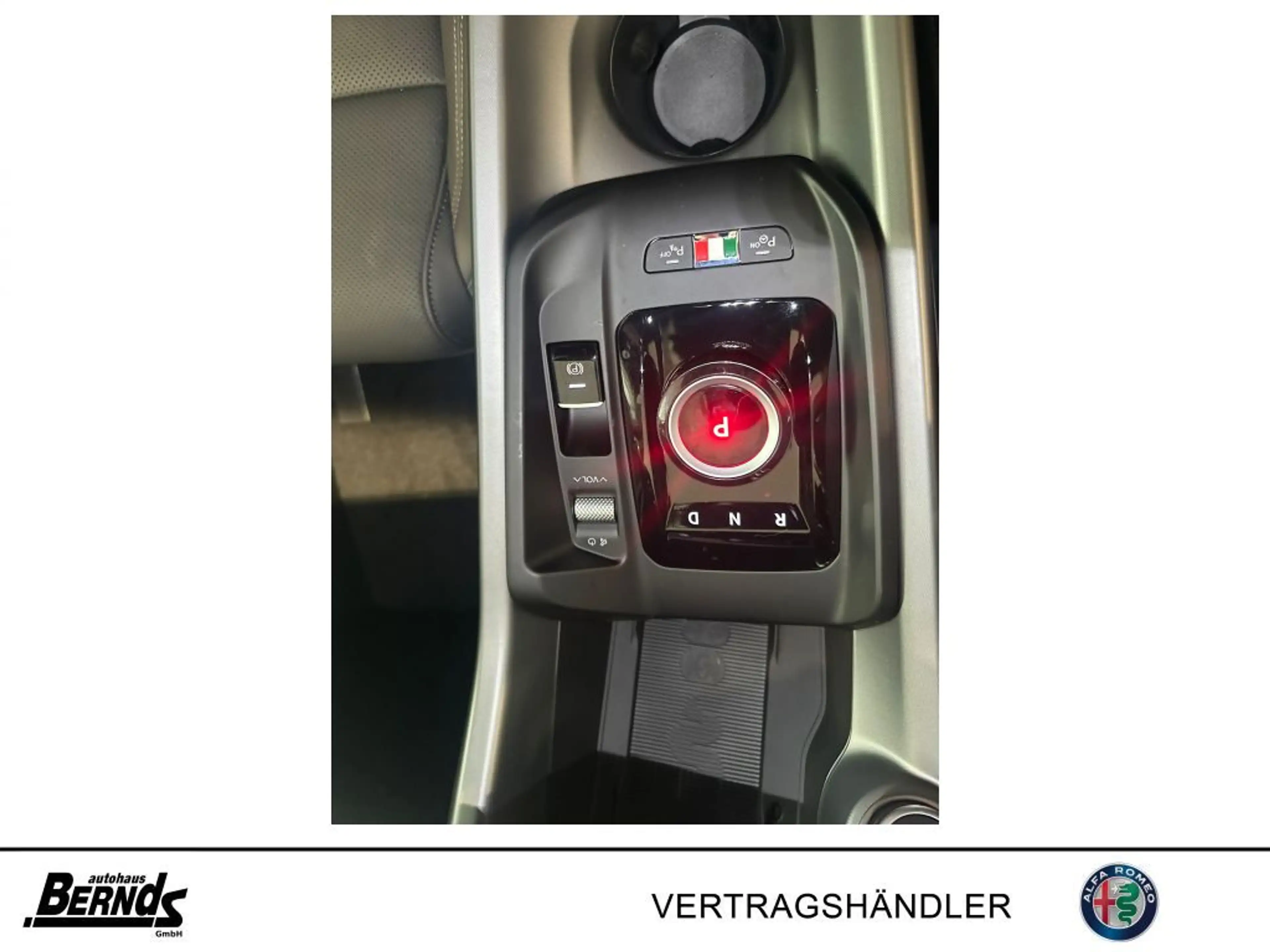 Alfa Romeo Tonale 1.5 VGT Hybrid Veloce Technologie & Premium PKT — photo 13