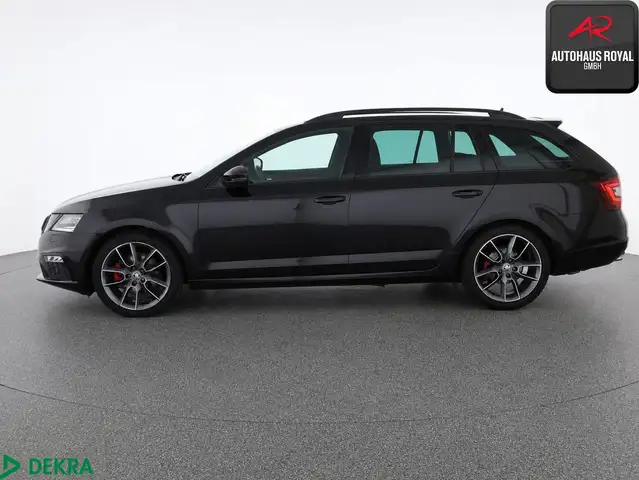 Skoda Octavia view 2