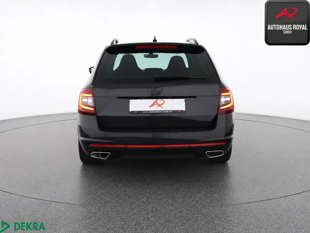 Skoda Octavia view 4