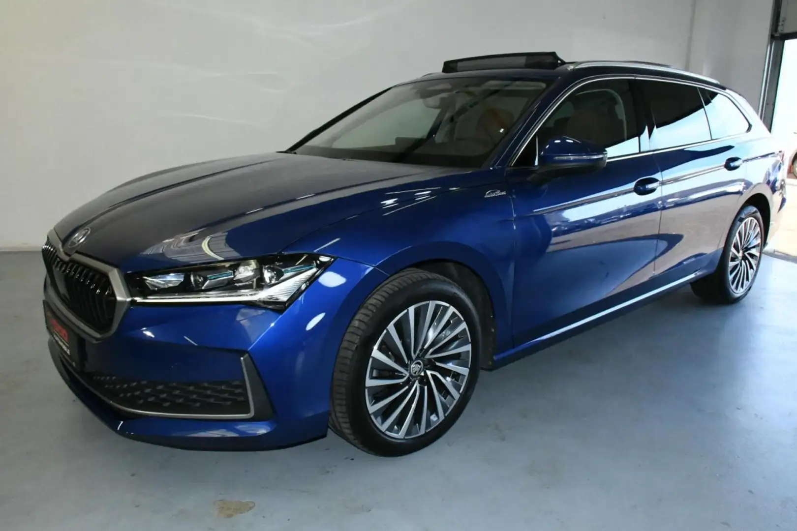 Skoda Superb L&K ACC*MSG*VIRT*PANO*CANTON*CAM*SITZBEL Klima Blau - 2