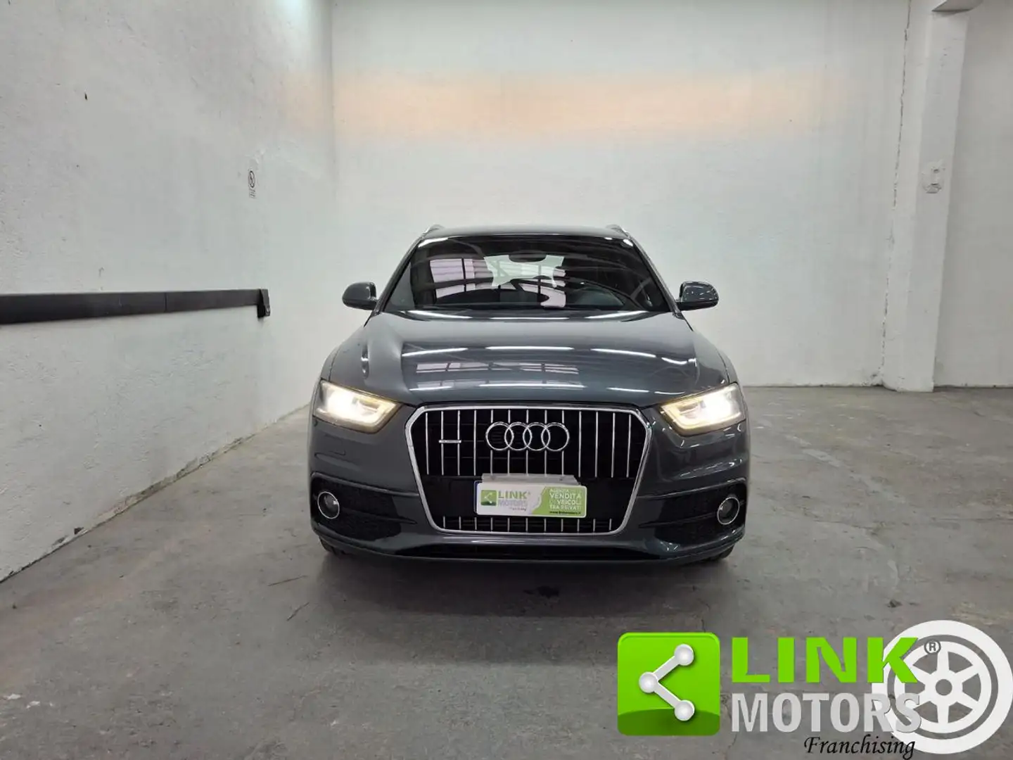 Audi Q3 2.0 TDI quattro S tronic S Line GARANZIA INCLUSA Gris - 2