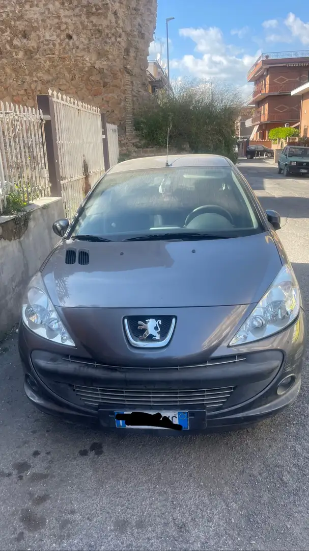 Peugeot 206 - 1