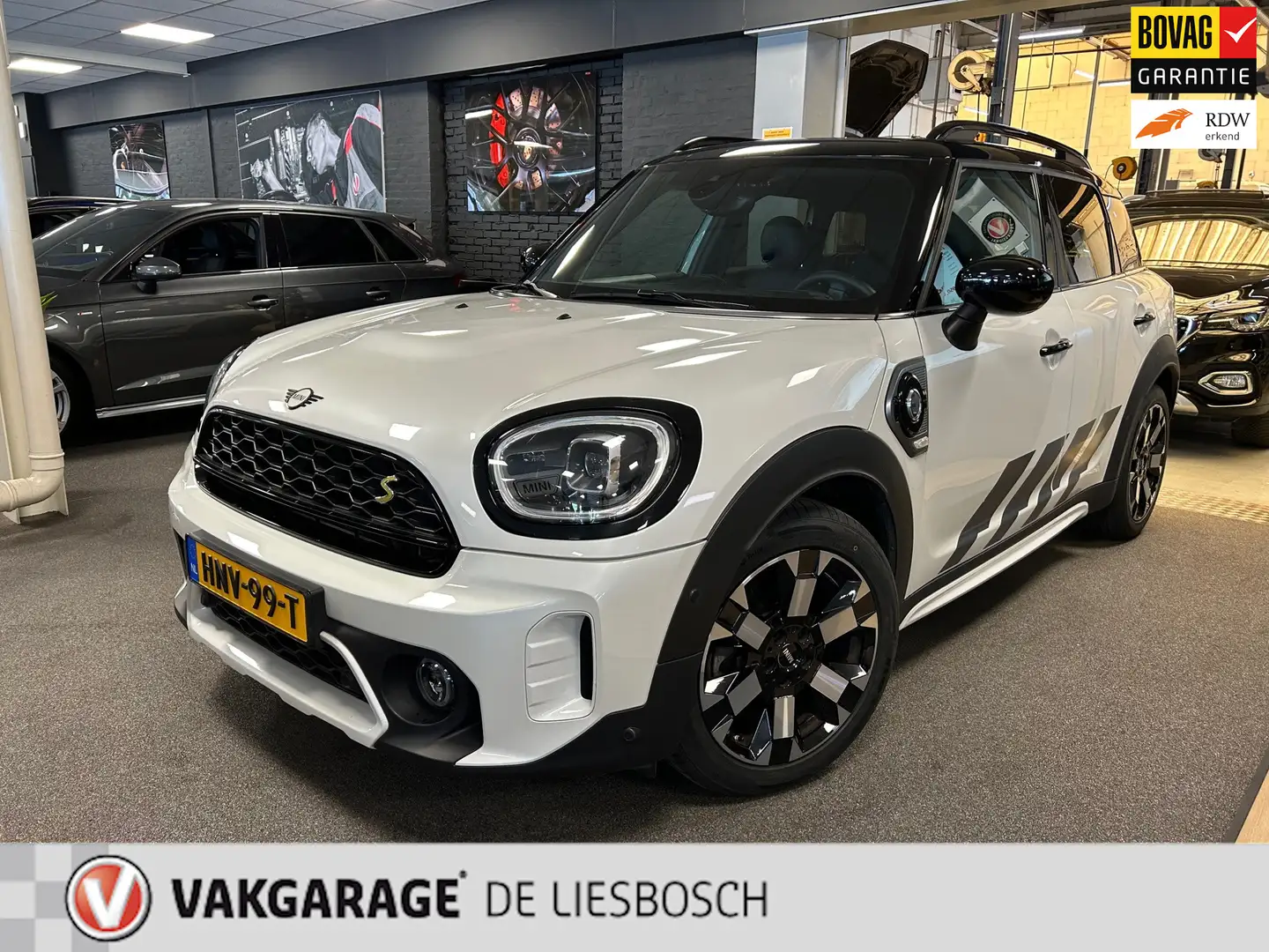 MINI Cooper S Countryman Mini 2.0 E ALL4 Untamed Edition Biały - 1