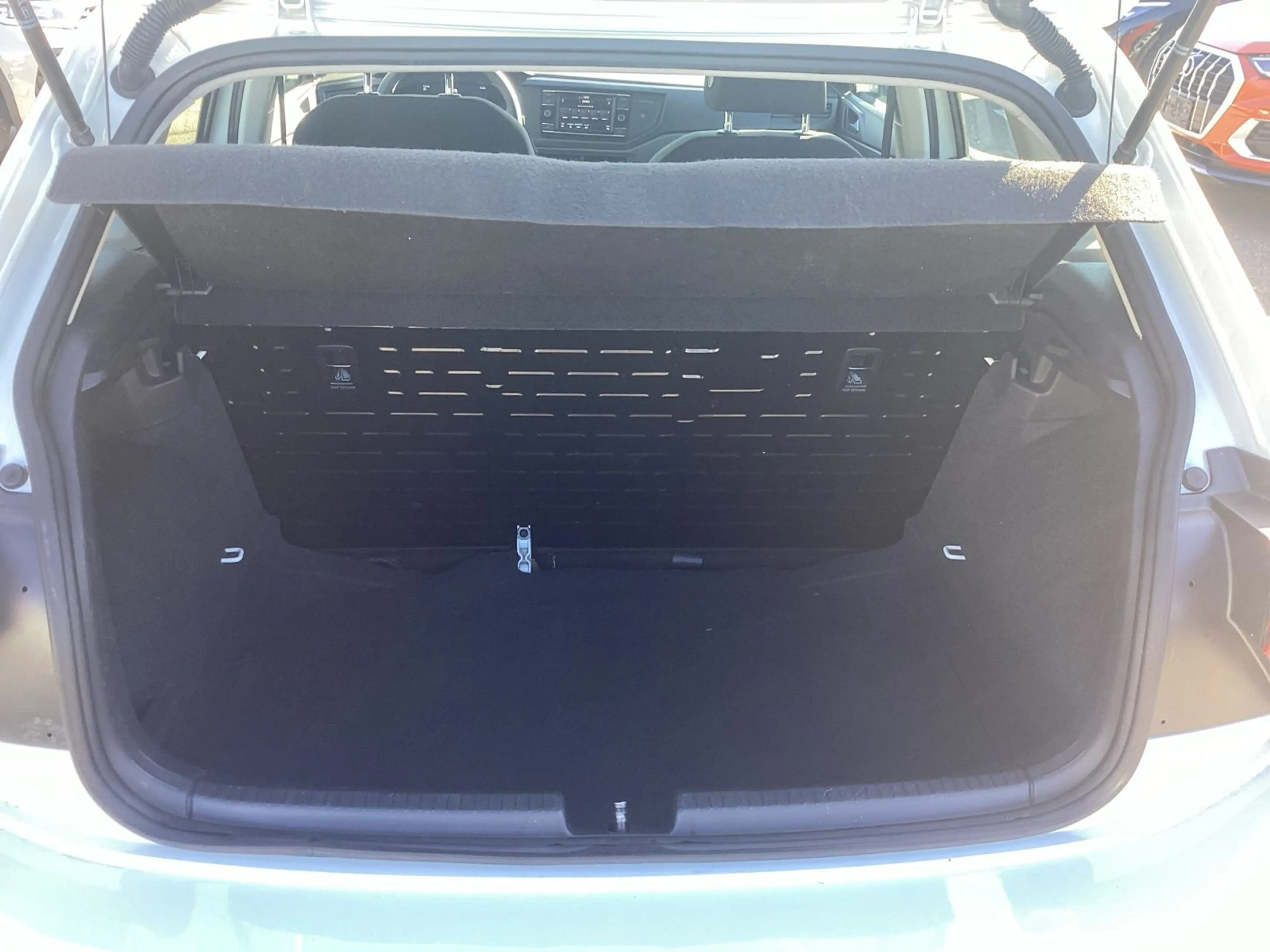 Volkswagen Polo 1.0 AHK Klima Sitzheizung — photo 15