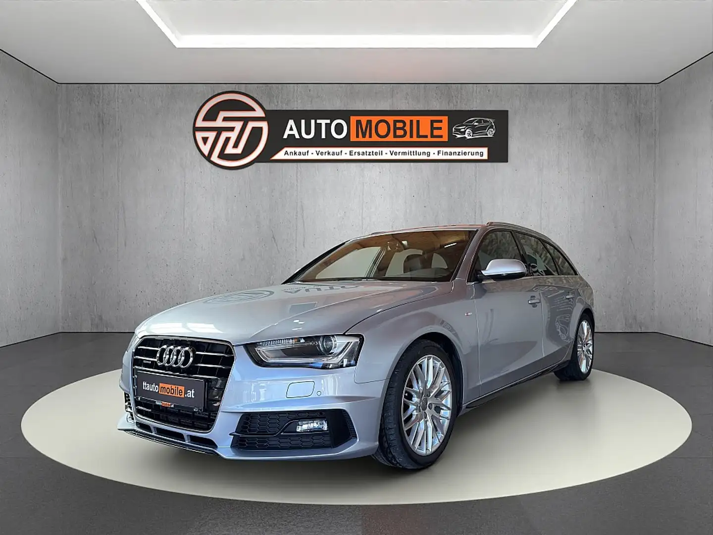 Audi A4 Avant 1,8 TFSI quattro Sport Grau - 1