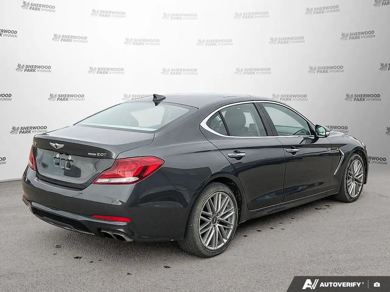 Genesis G70 снимка Genesis G70