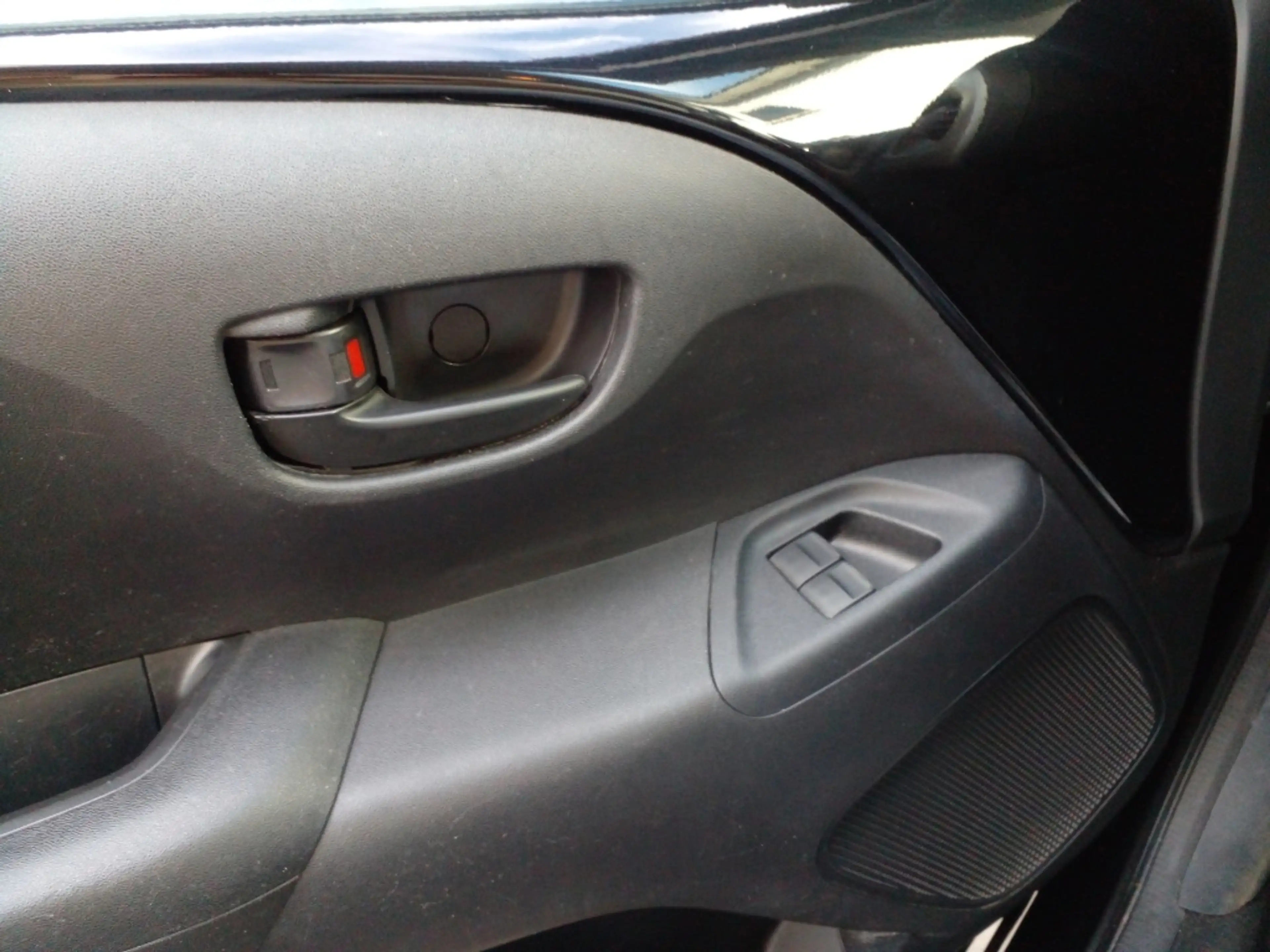 Peugeot 108 1.0 e-VTi 68pk 5D Active — photo 11