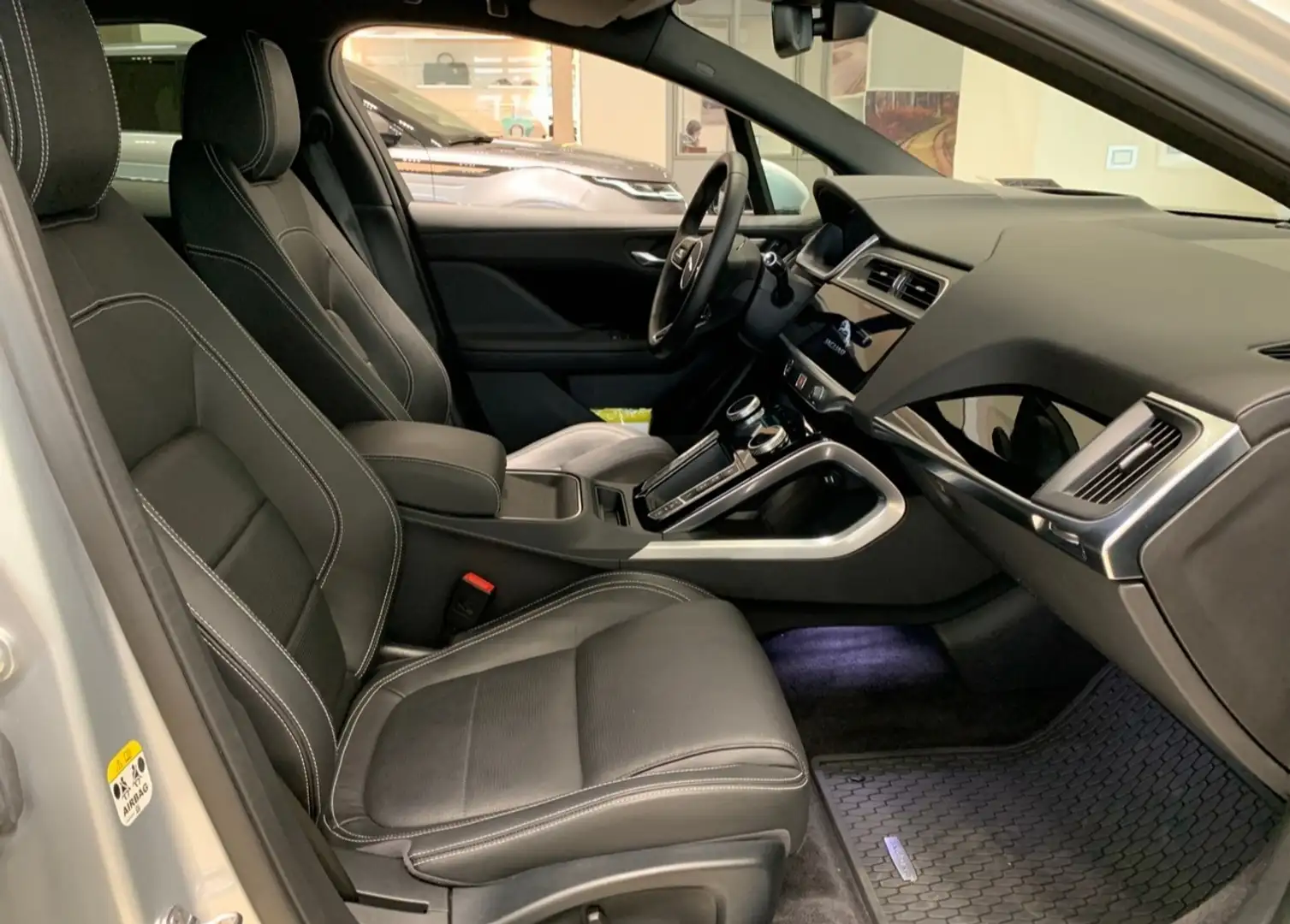 Jaguar I-Pace I-Pace EV 90kWh HSE awd 400cv auto Nero - 1