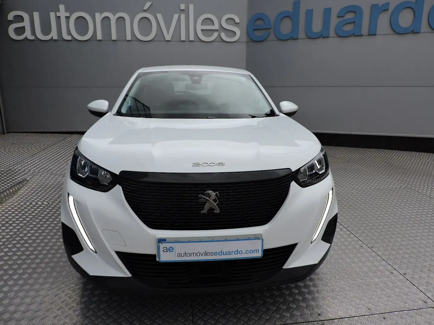 Peugeot 2008 1.2 PureTech S&S Active 100 Bianco - 2