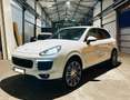 Porsche Cayenne S Hybrid Tiptronic - Btw aftrekbaar - thumbnail 1