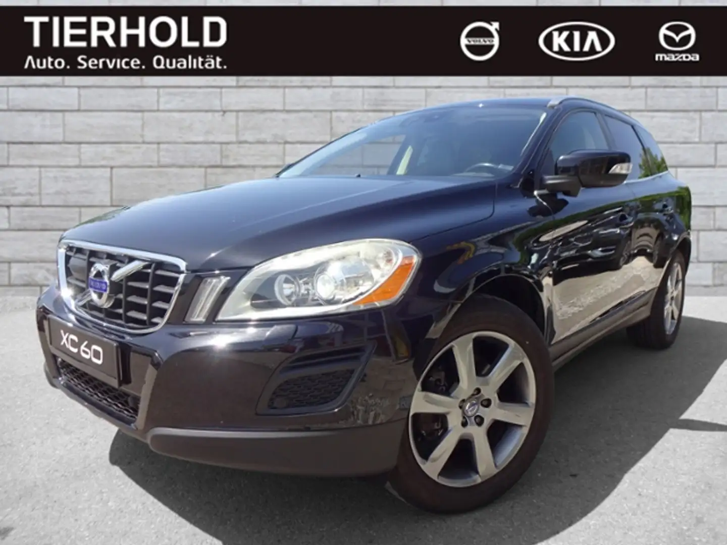 Volvo XC60 D5 Summum AWD AT AHK ACC PANO BLIS Black - 2
