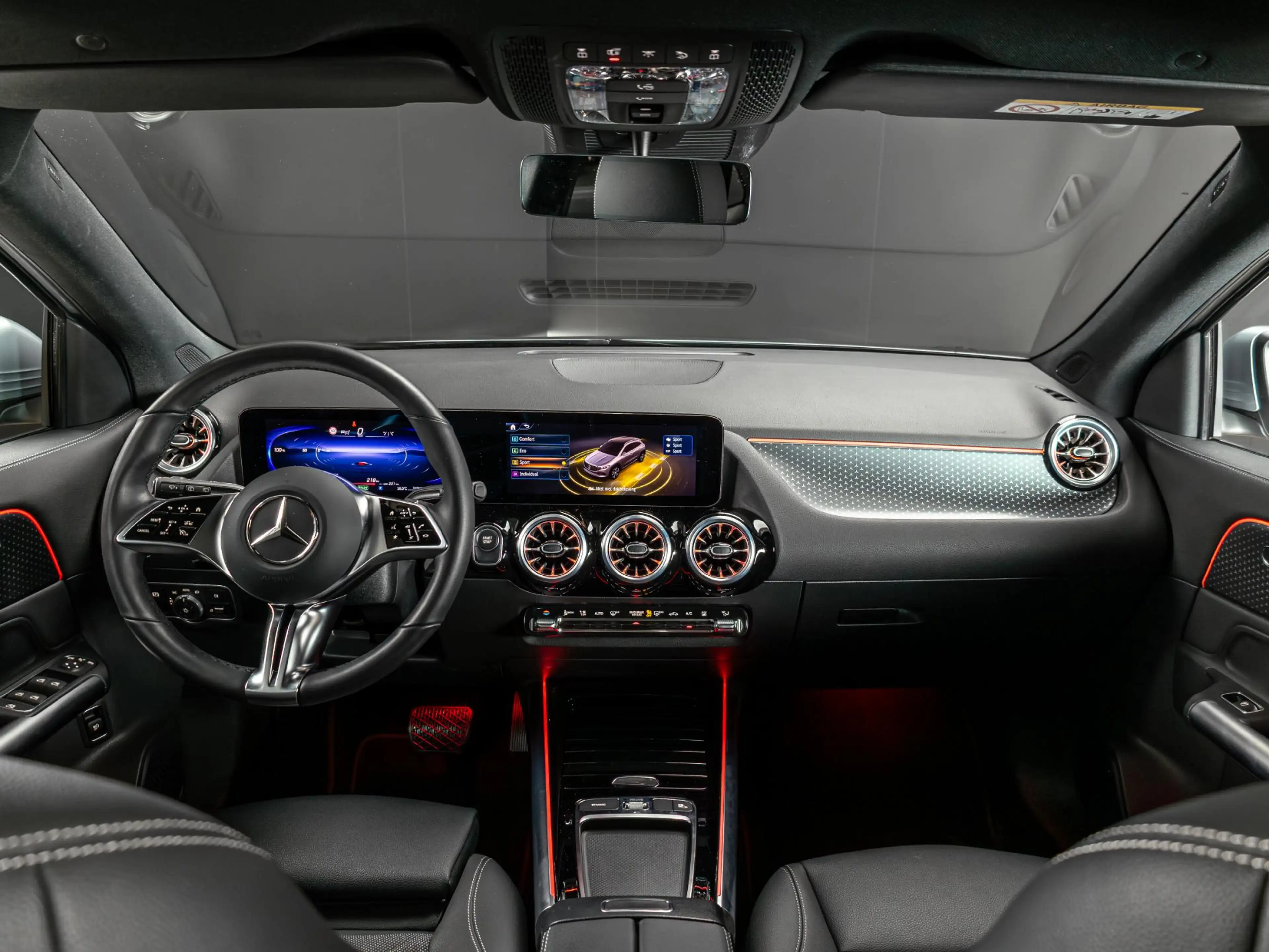 Mercedes-Benz EQA 350 4MATIC Luxury Line 67 kWh Panorama dak — photo 3