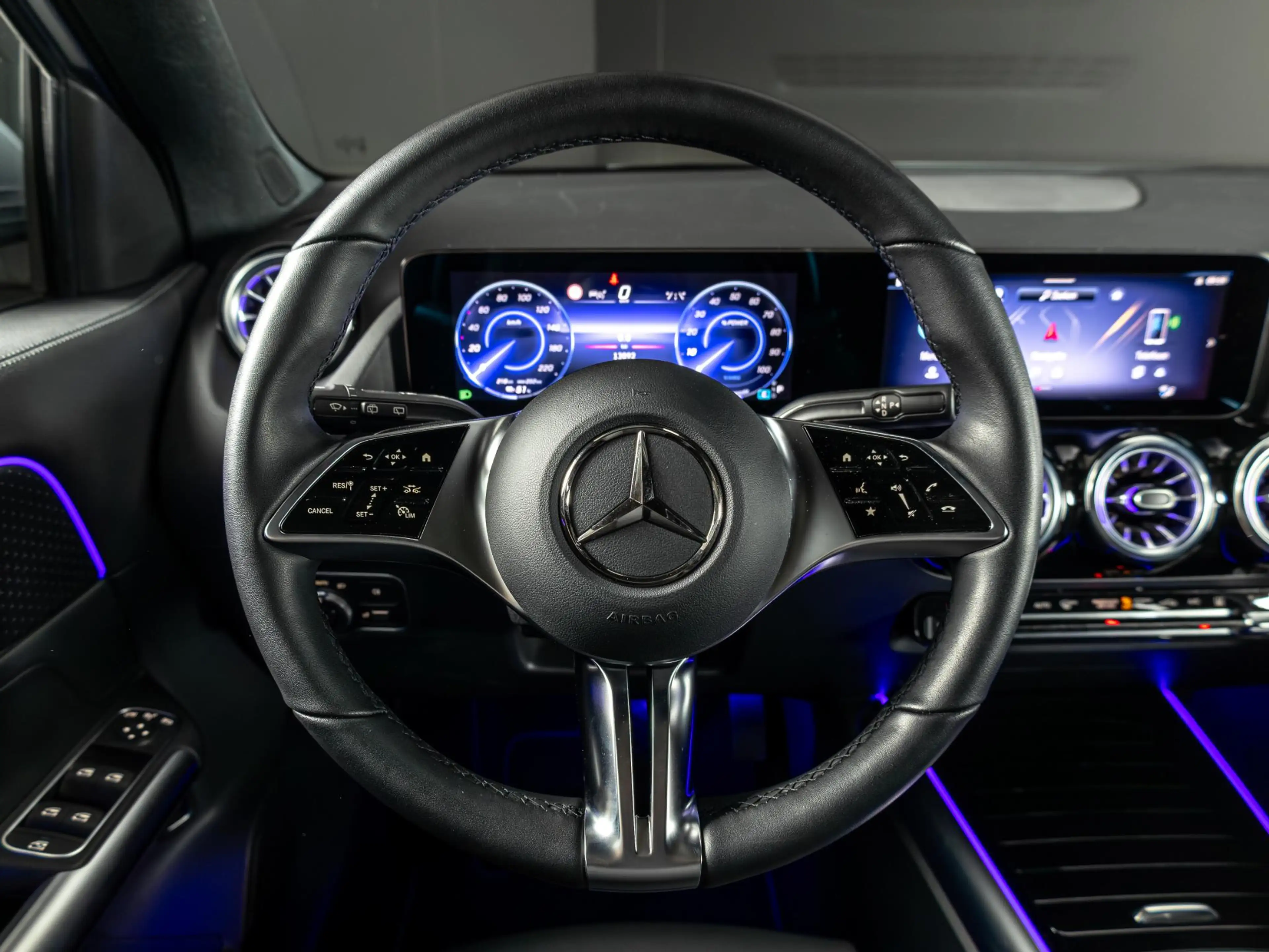 Mercedes-Benz EQA 350 4MATIC Luxury Line 67 kWh Panorama dak — photo 13