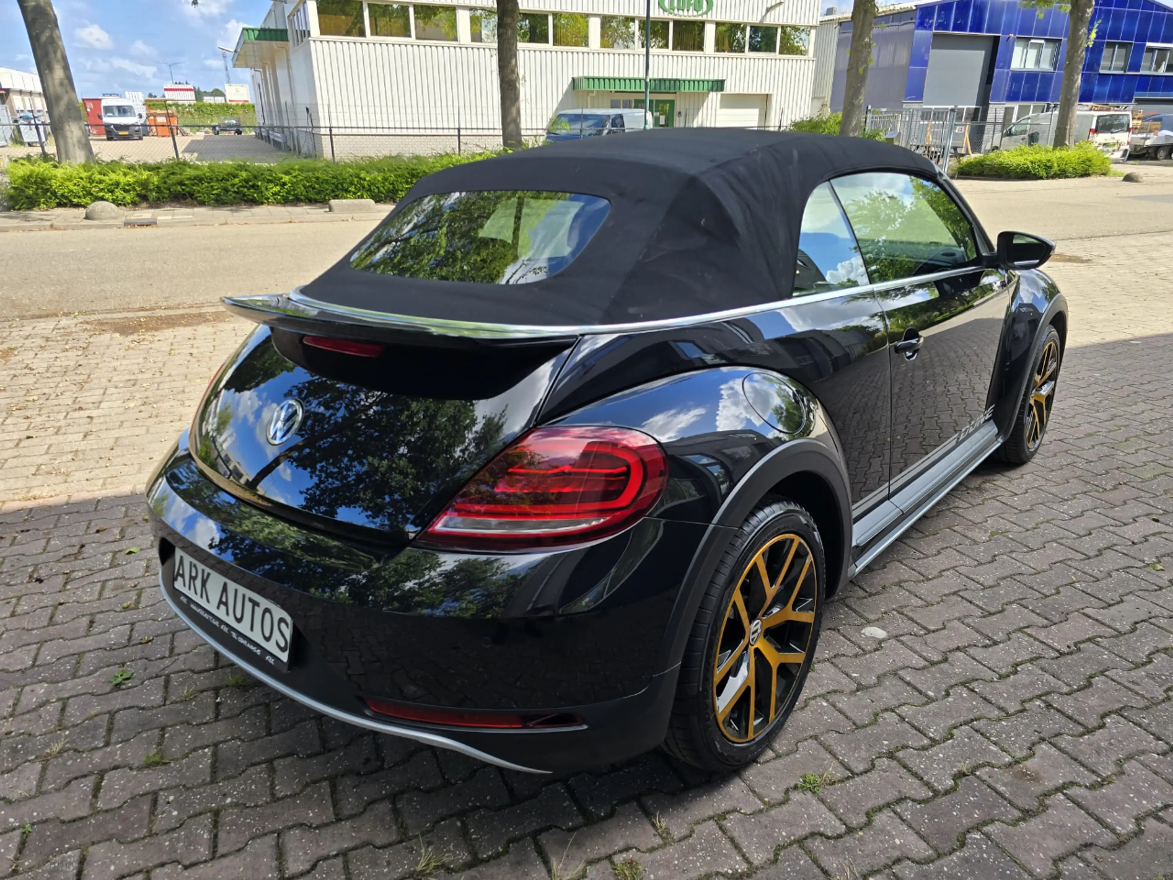 Volkswagen Beetle Cabrio 1.4 TSI Dune LEDER NIEUWSTAAT — photo 12