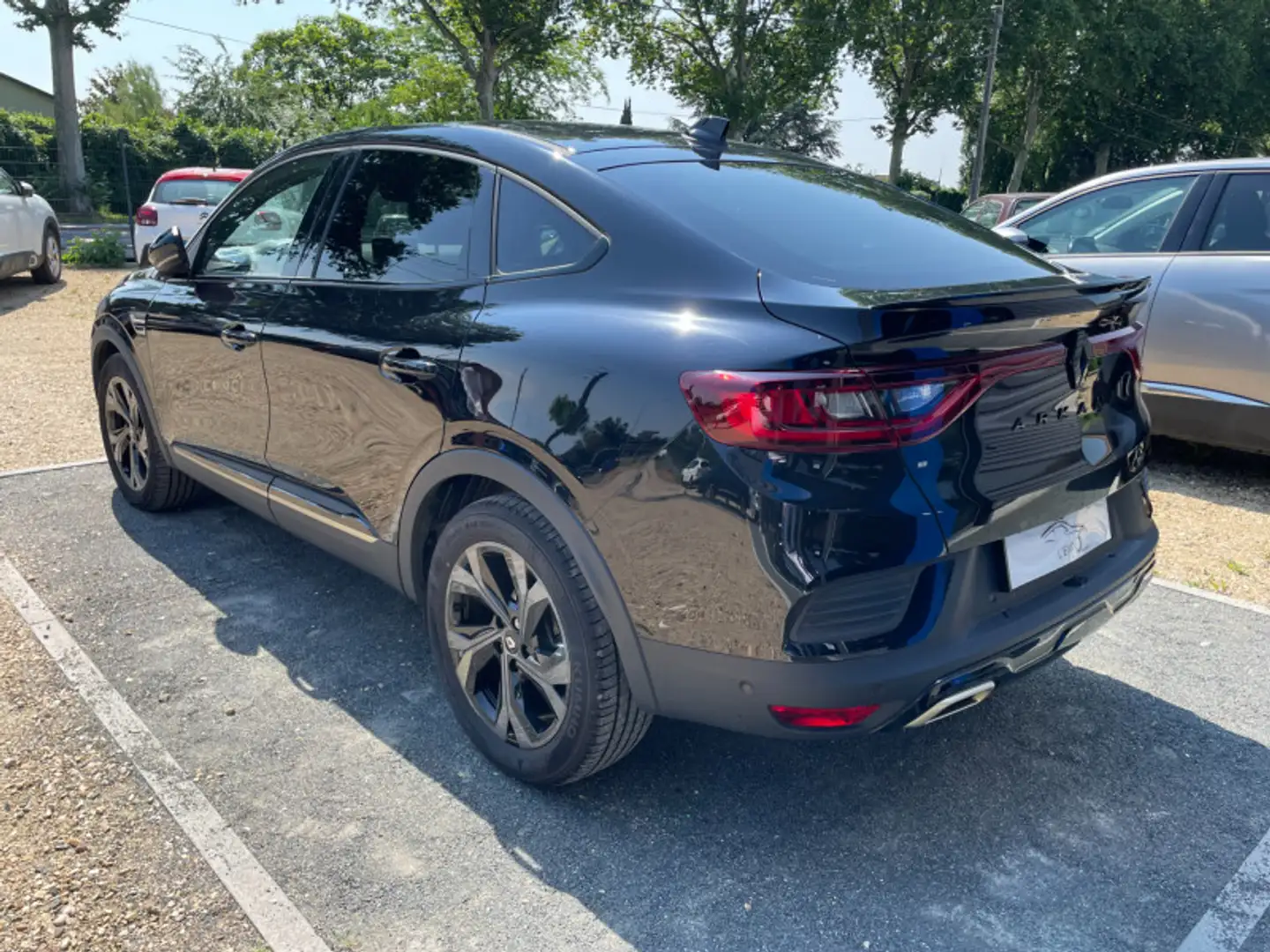 Renault Arkana 1.6 E-TECH HYBRIDE 145CH ENGINEERED -22 - 2