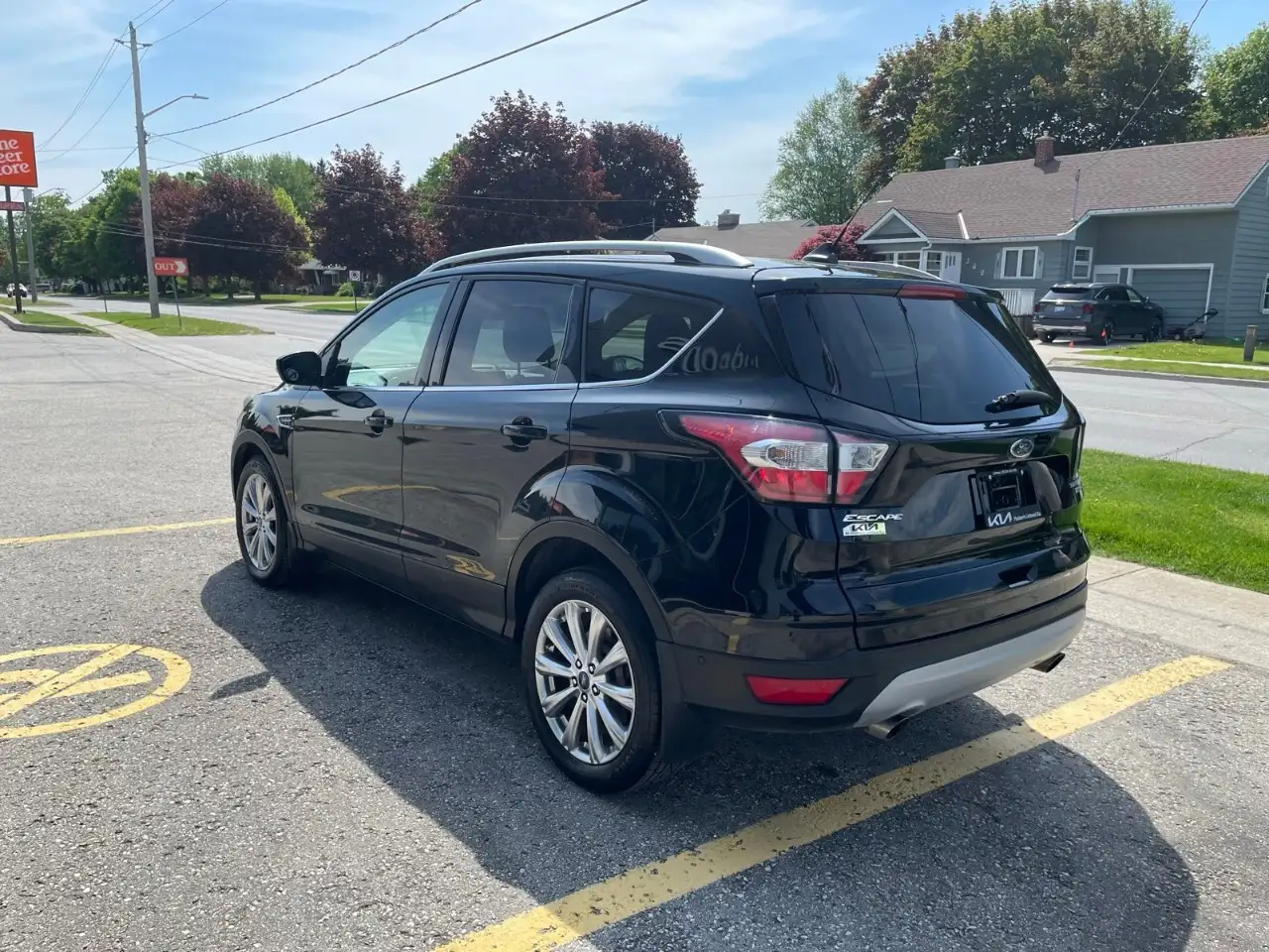 Ford Escape снимка Ford Escape