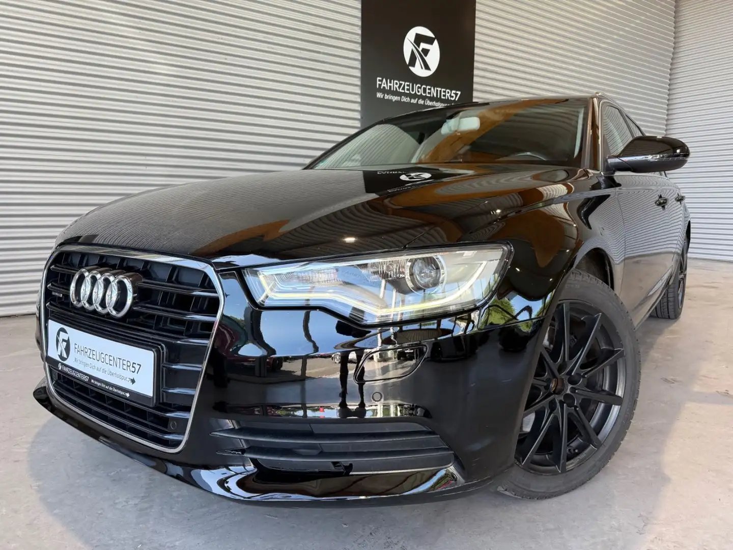 Audi A6 Avant 3.0 TDI QUATTRO/PDC/NAVI/VOLLLEDER Black - 1