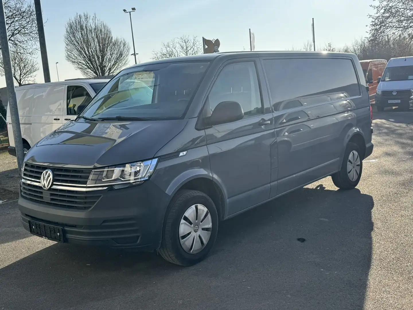 Volkswagen T6 Transporter 6.1 Kasten TDI DSG AHK*Flügeltür Grau - 2
