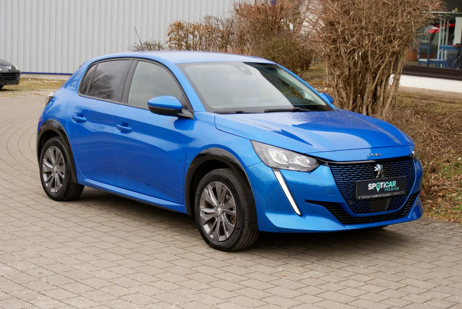 Peugeot e-208 Alluer Elektromotor 136 - 1.Hand/Rückfahrkamera Bleu - 2