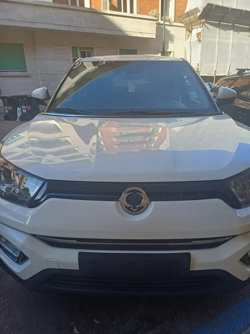 SsangYong Tivoli Tivoli 1.6 Seoul Gpl 2wd Bianco - 2