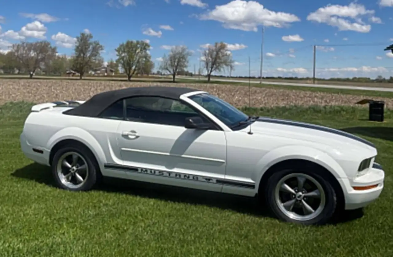 Ford Mustang снимка Ford Mustang