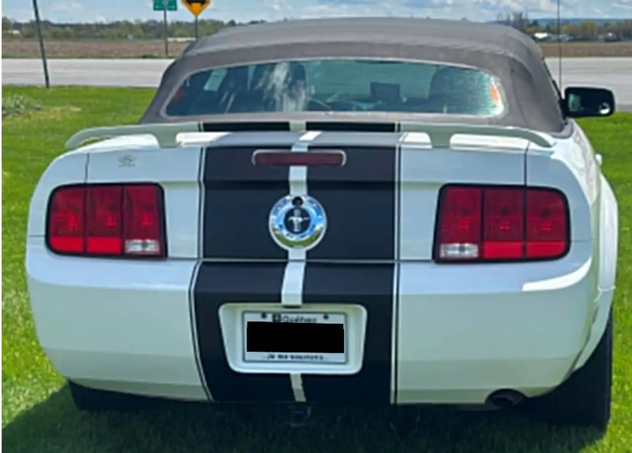 Ford Mustang снимка Ford Mustang