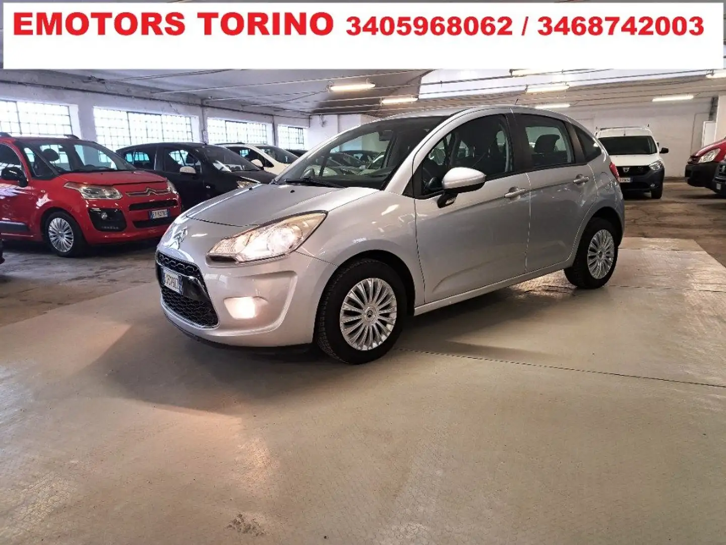 Citroen C3 1.1 Exclusive Plateado - 2