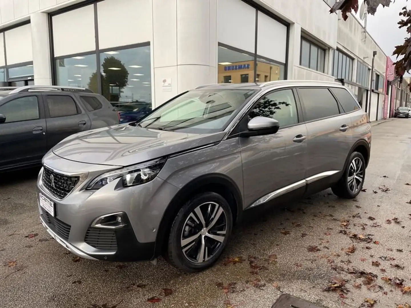 Peugeot 5008 BlueHDi 130 EAT8 S&S Allure Grigio - 2