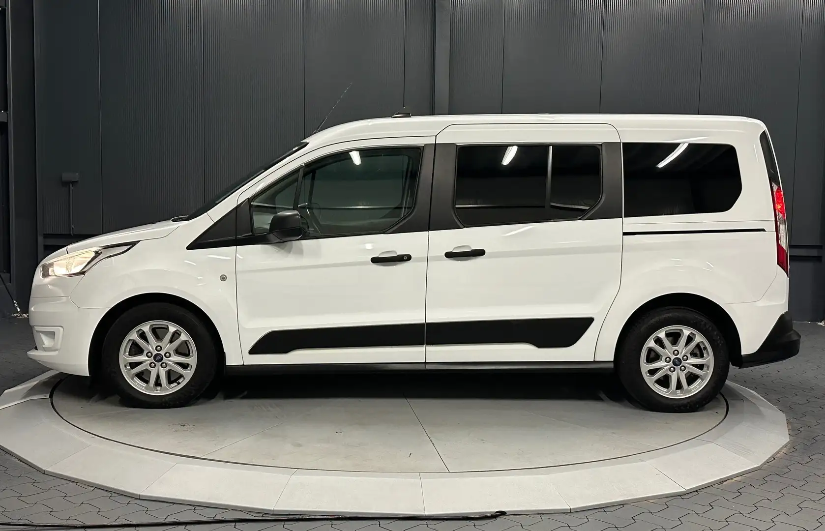 Ford Grand Tourneo Connect Trend *AHK*KAMERA*NAVI*Sitzhg*ALU* Weiß - 2