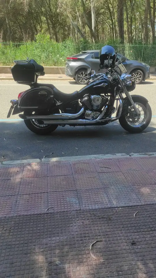 Kawasaki VN 900