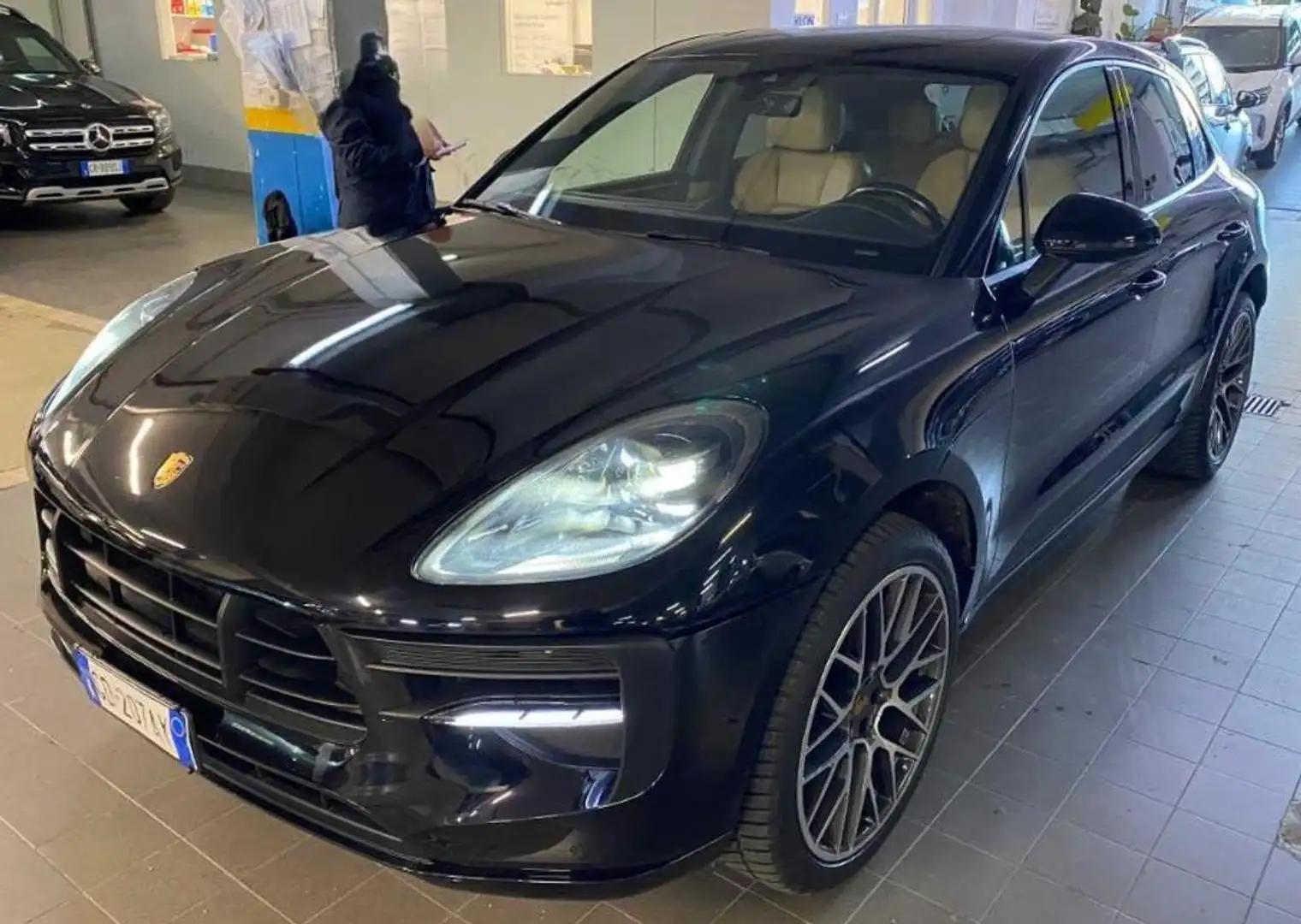 Porsche Macan 2.0 Tetto panoramico - Sedili riscaldati Noir - 1