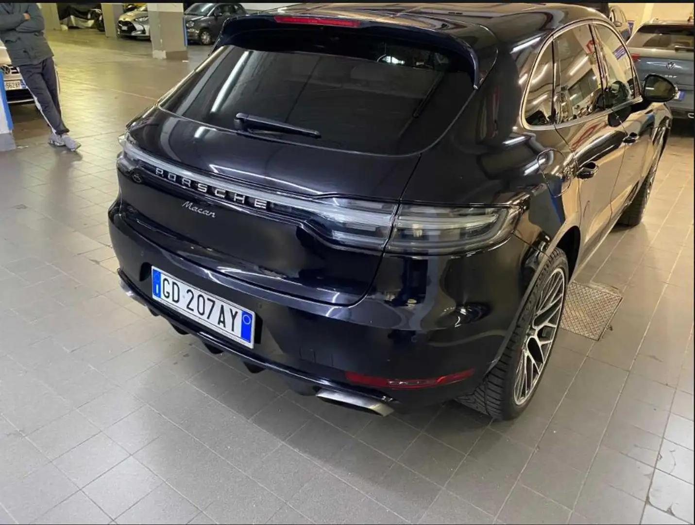 Porsche Macan 2.0 Tetto panoramico - Sedili riscaldati Noir - 2