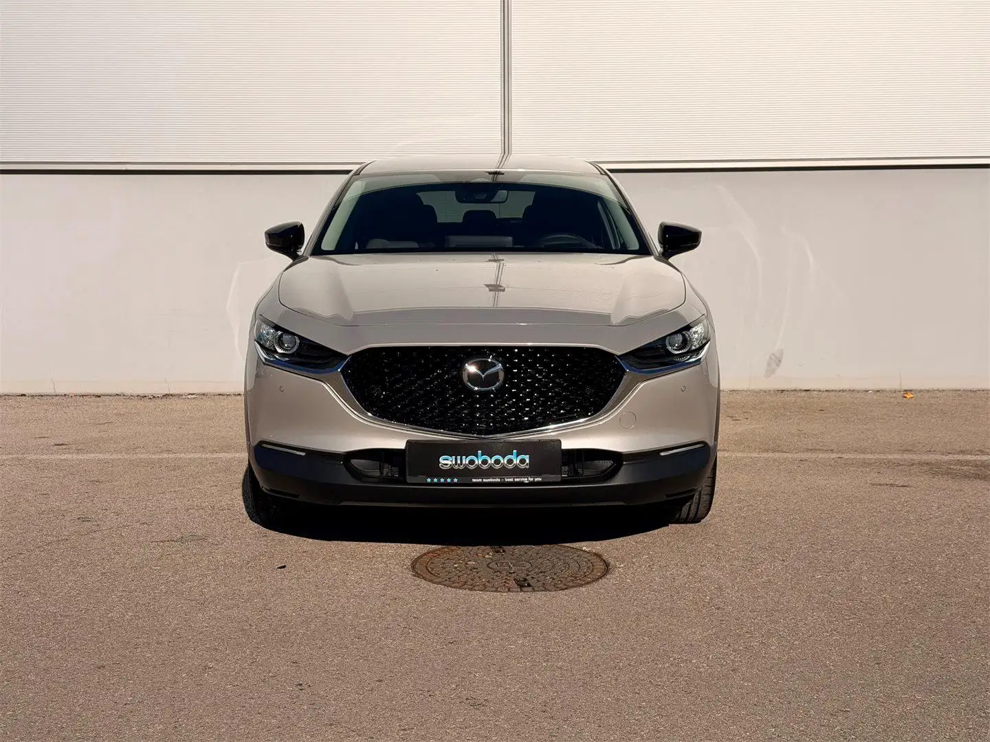 Mazda CX-30 e-Skyactive G140 Homura Grau - 2