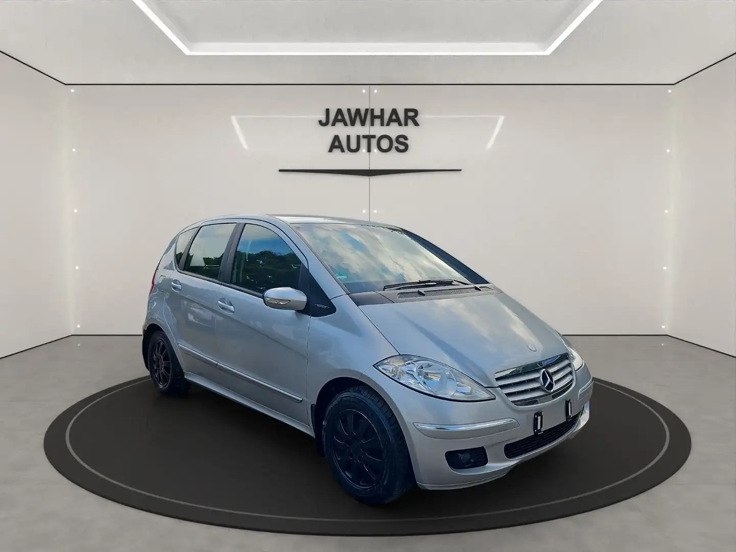Mercedes-Benz A 170 AUTOMATIK*TÜV NEU*KLIMA*SITZHZ*ALU*MULTI* Argent - 2