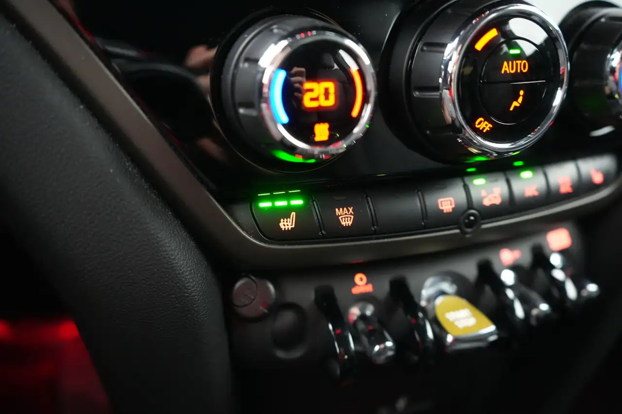 MINI Countryman 1.5 PHEV ALL4 Classic LEDER/CUIR LED GPS PDC CAM V, миниатюра 26