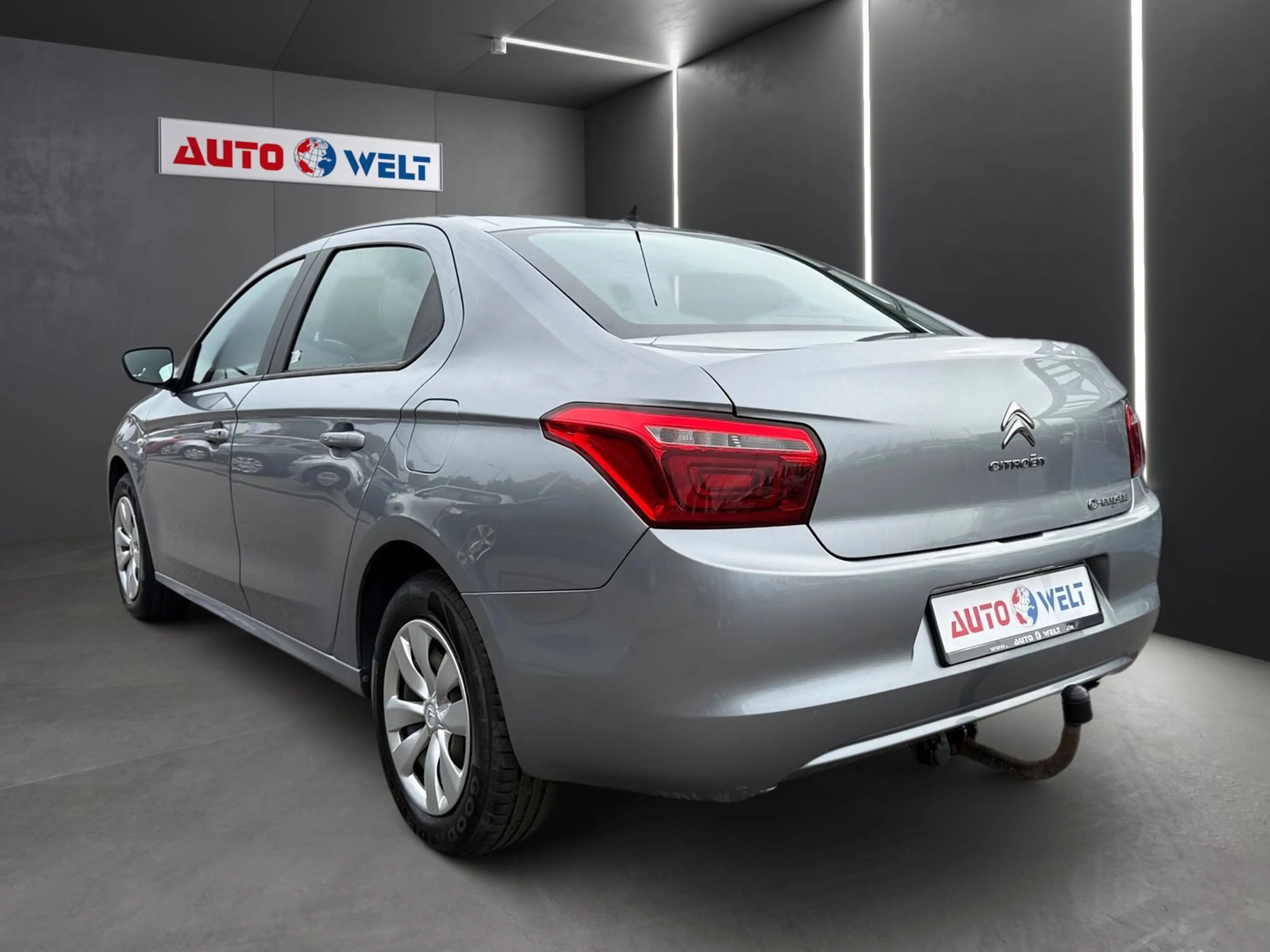 Citroen C-Elysée 1.6i Tempomat Sitzheizung AUX Limiter — photo 5