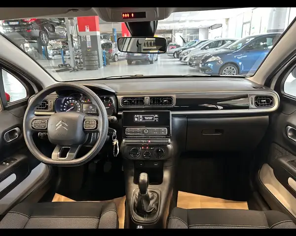 Citroen C3 view 18