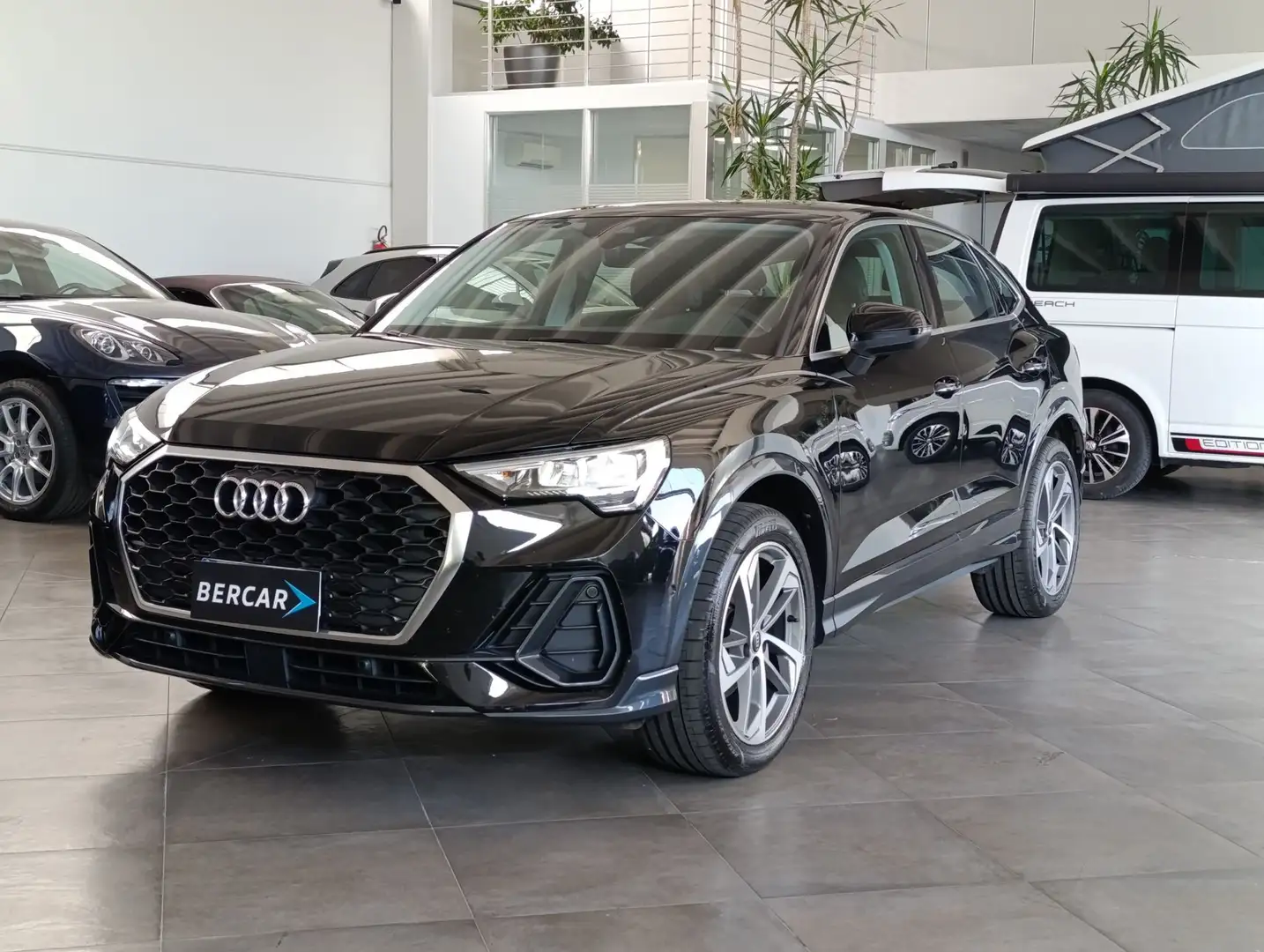 Audi Q3 SPB 35 TDI S tronic Business Plus Nero - 1